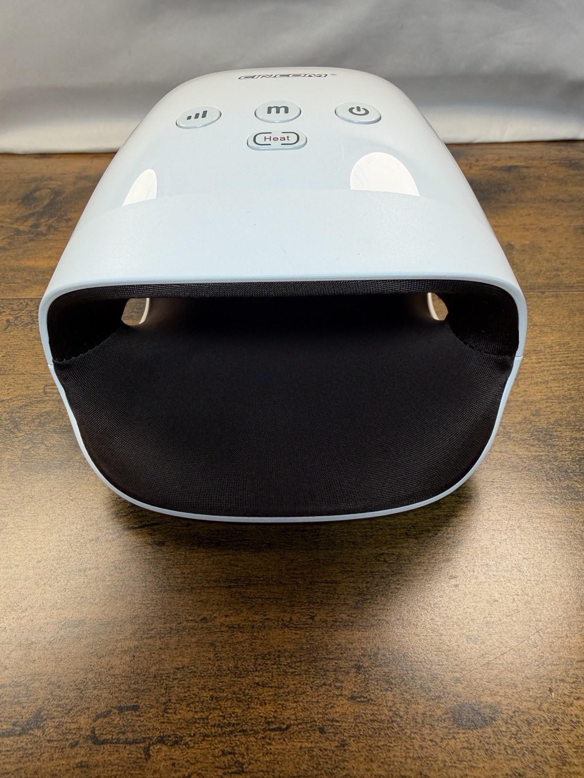 CINCOM Hand Massager with Heat Cordless Electric Massager Model CM-026H White