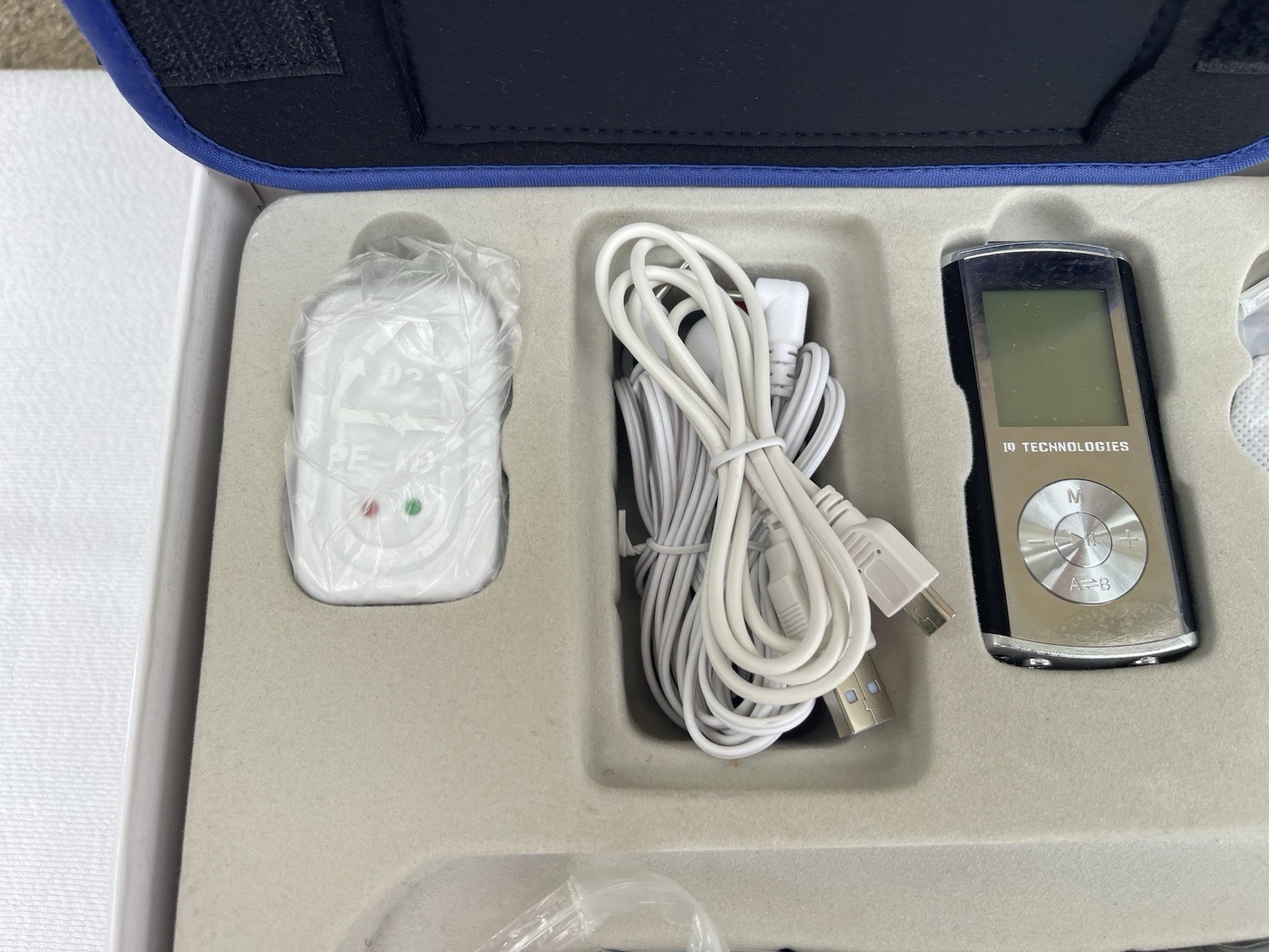 IQ Technologies PRO IVs Combo Massager TENS EMS Slippers and Belt K131290 NEW