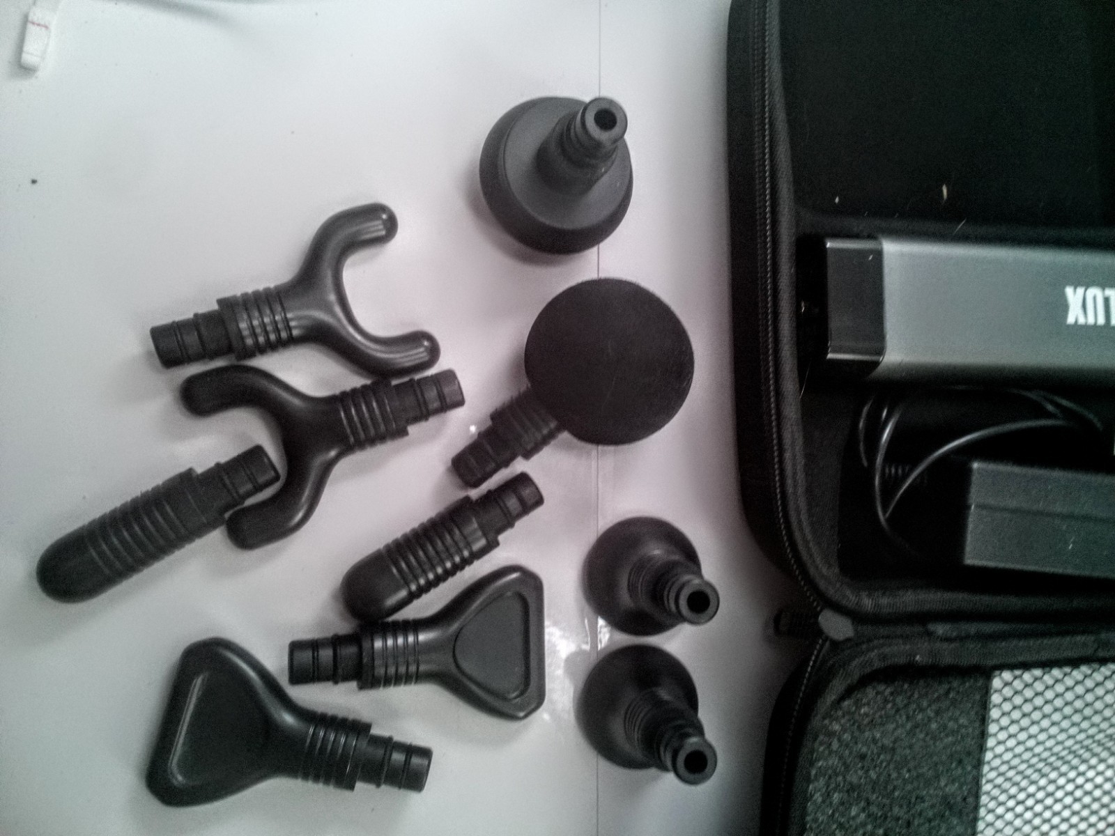 GLUX M2-B Fascia Deep-Tissue Massage Gun Grey, GREAT CONDITION. COMPLETE SET.