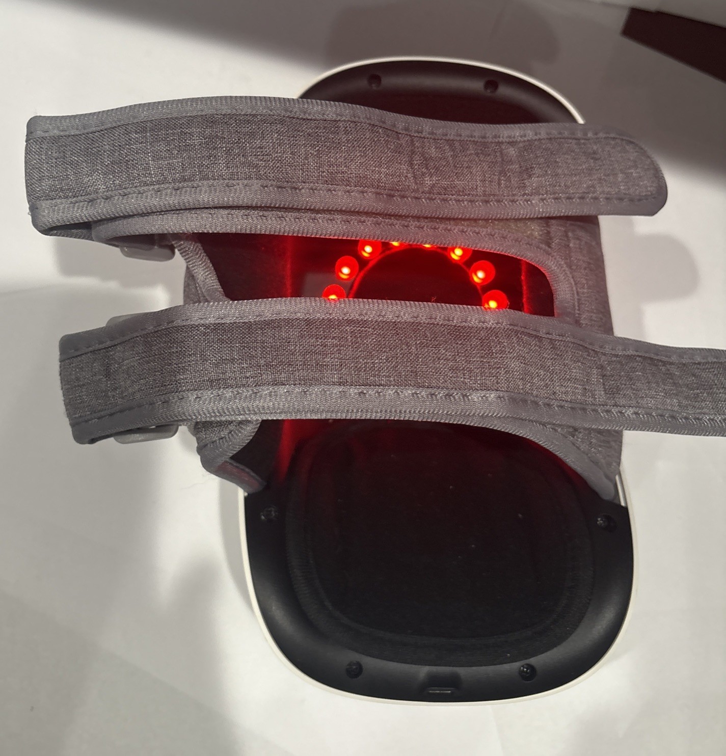 Wireless Knee Massager Heat, Red Light and Vibration 3 in 1
