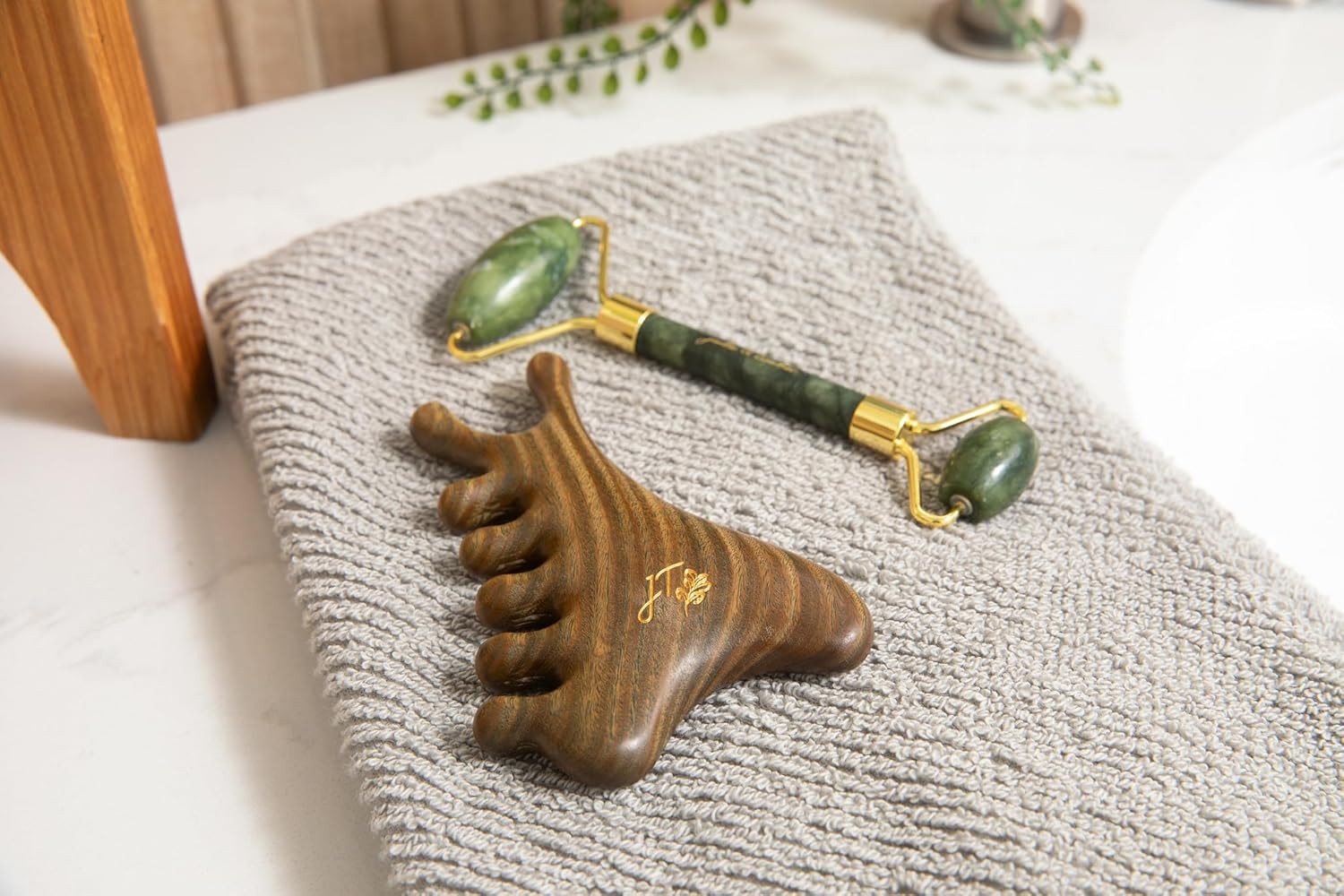 jade & timber Jade Roller & Green Sandalwood Gua Sha Set – Facial & Body Massa