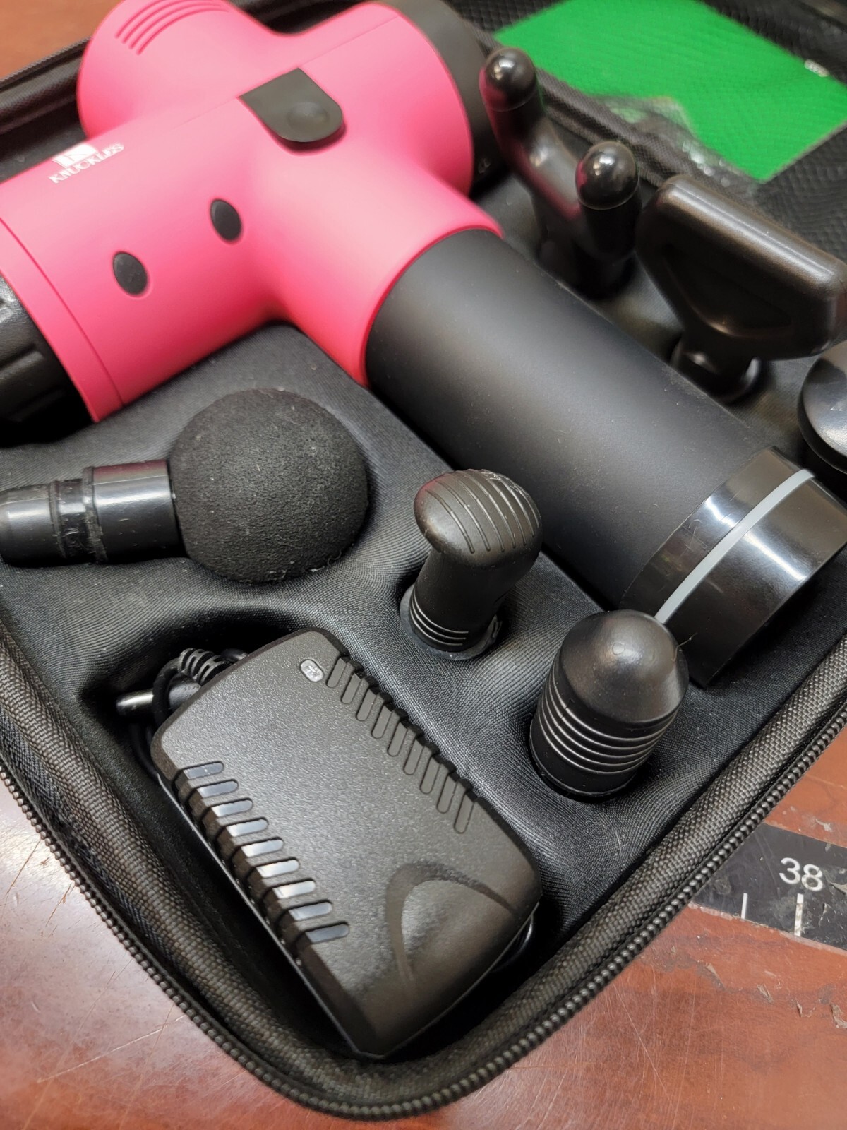 Knuckles Pink Electric Handheld Massage Gun, 1A, 2500mAh, In Carry Case c-x