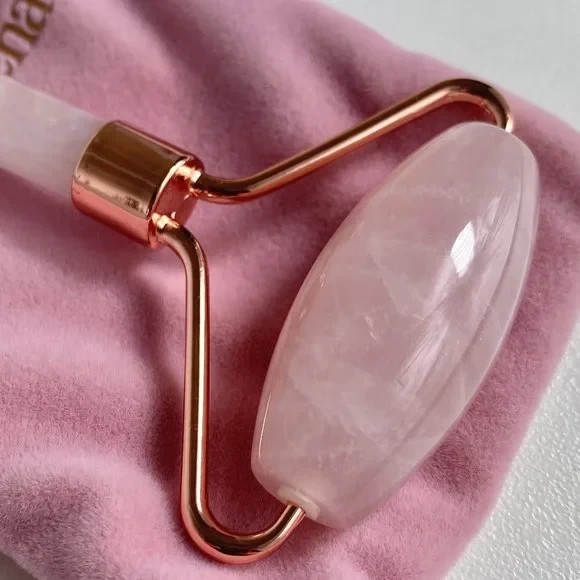 Neutrogena Jade Roller Pink Rose Quartz for Face with Soft Drawstring Travel Bag