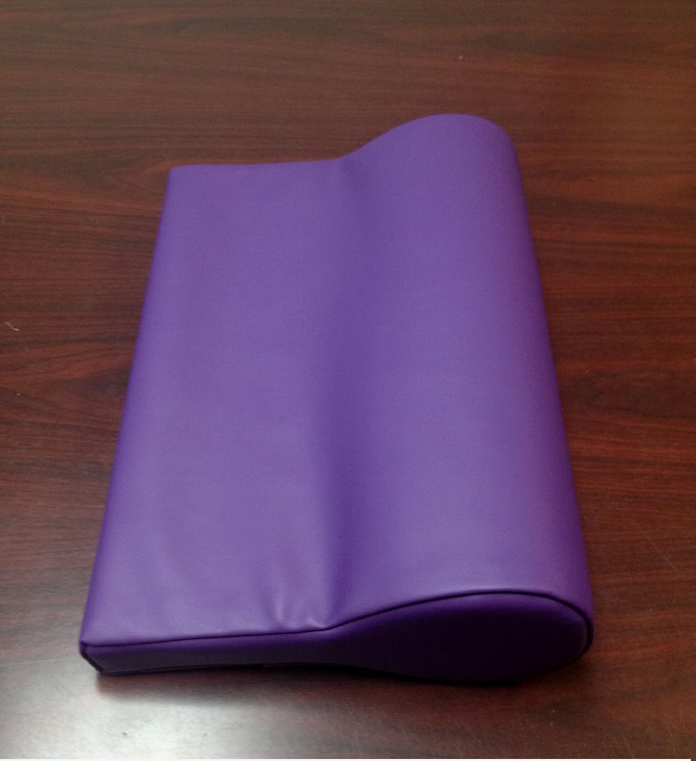 Essential Massage Neck Bolster 14.5″x9.5″x3.5″ – Cradle Your Clients in Comfort