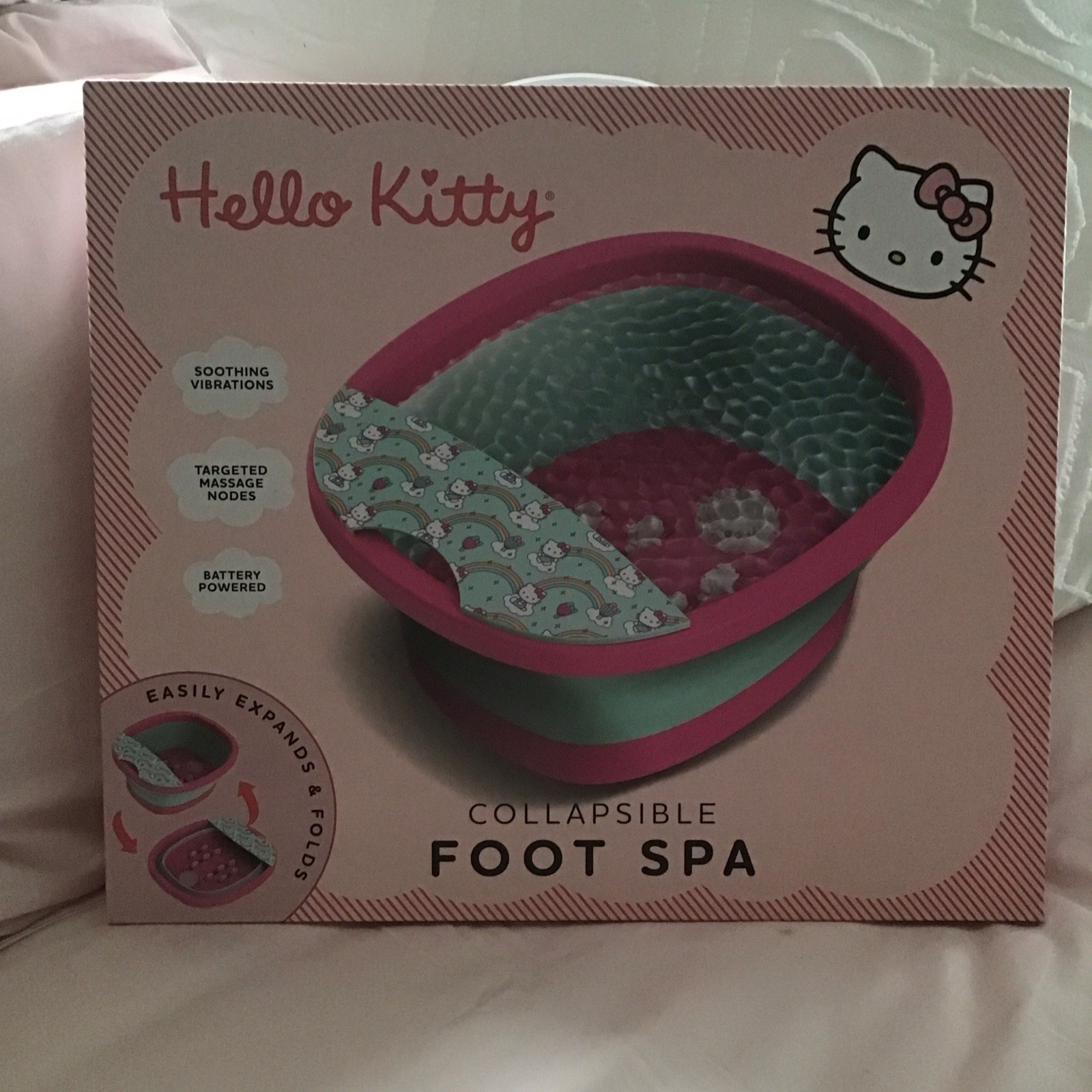 BRAND NEW Hello Kitty Collapsible Foot Spa Vibrating Soothing Massage Roller