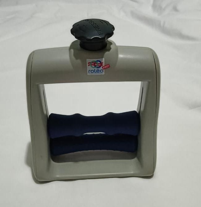 ROLEO Pro Therapeutic Hand Arm Massager Carpal Tunnel Tennis Elbow Pain Relief