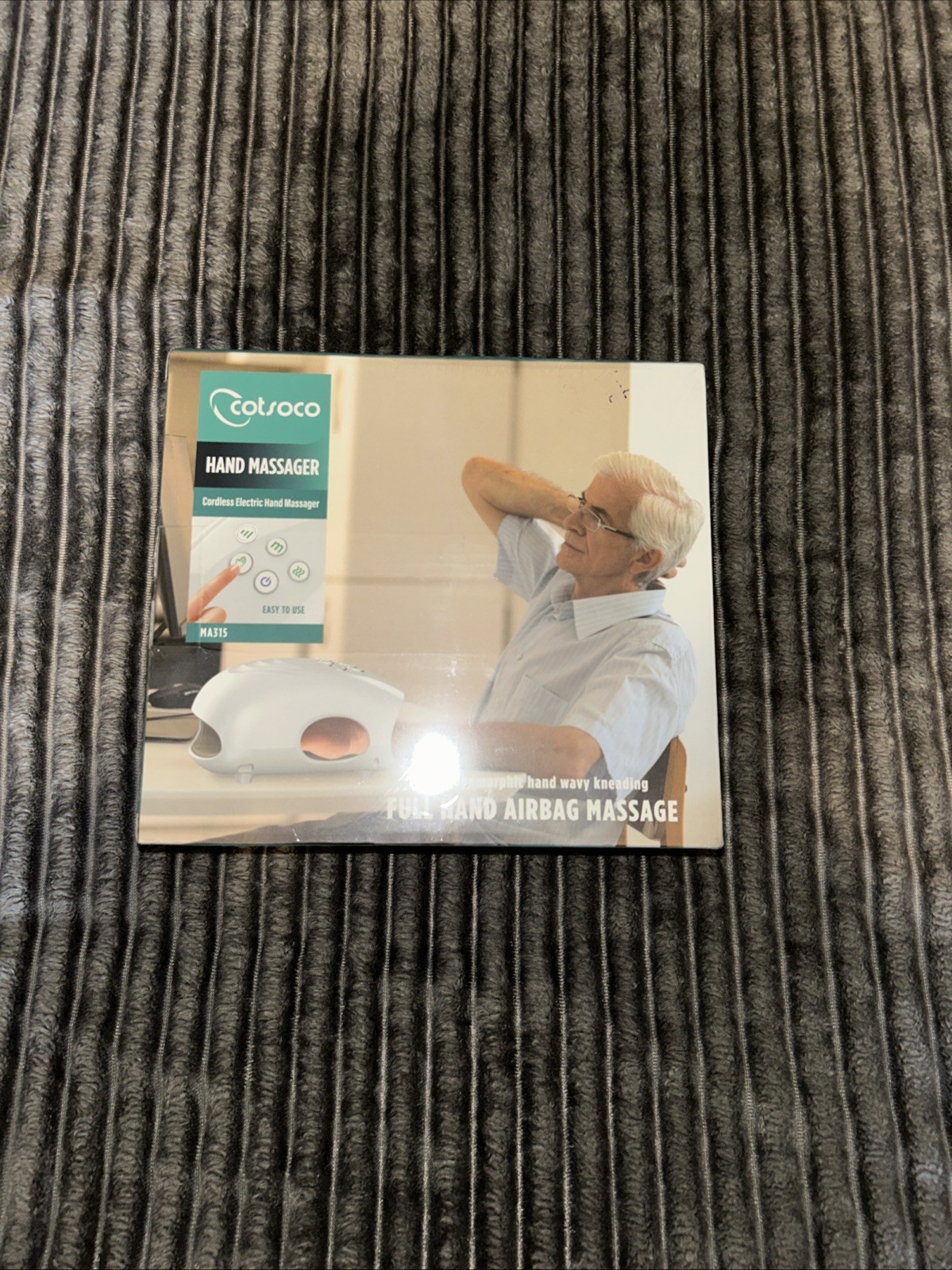 Hand Massager Full Hand Airbag Massage Cotsoco MA315W-US-S MA315 Sealed In Box!