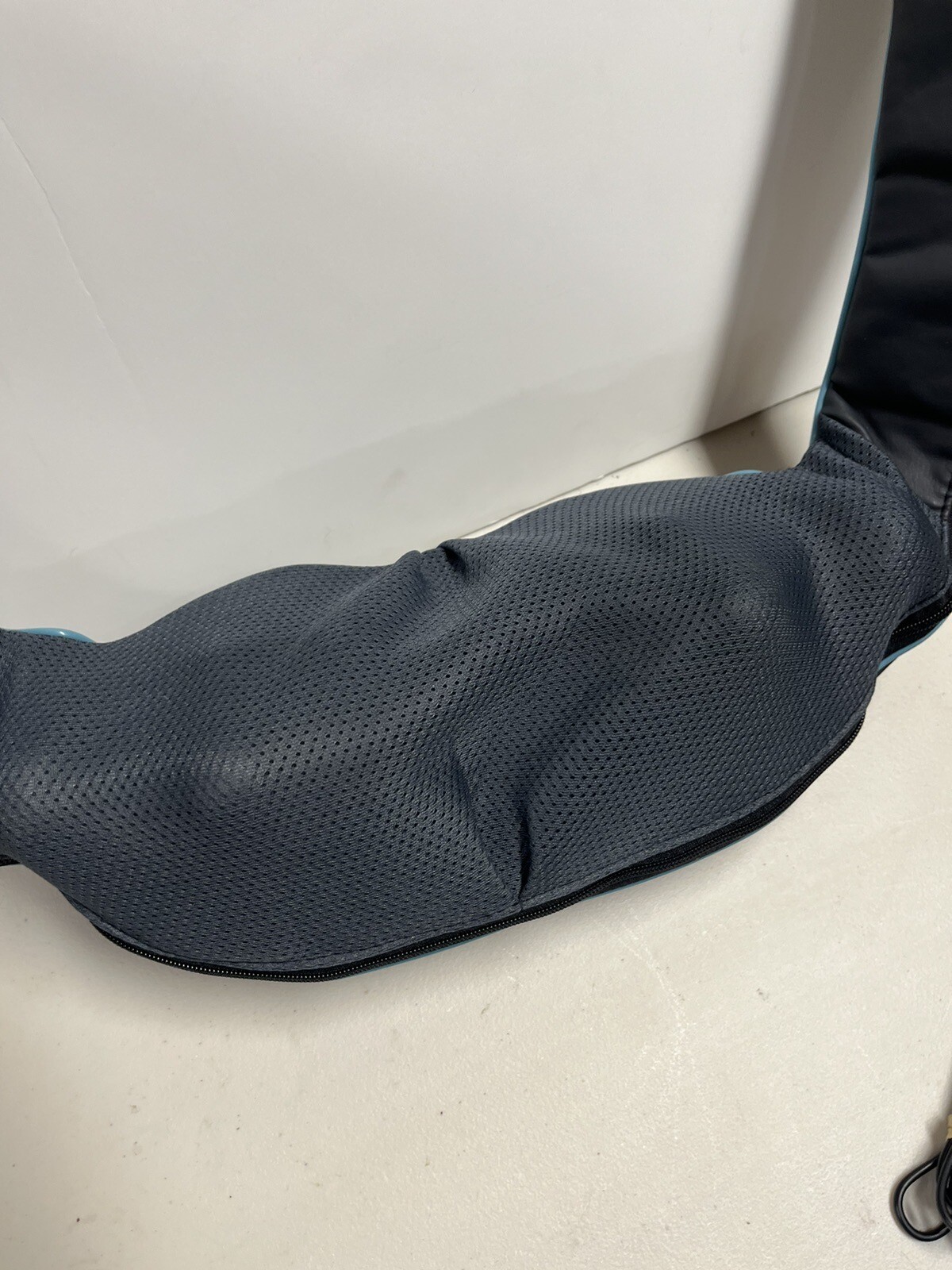 InvoSpa Shiatsu Back Shoulder and Neck Massager with Heat – Deep Tissue Kneading