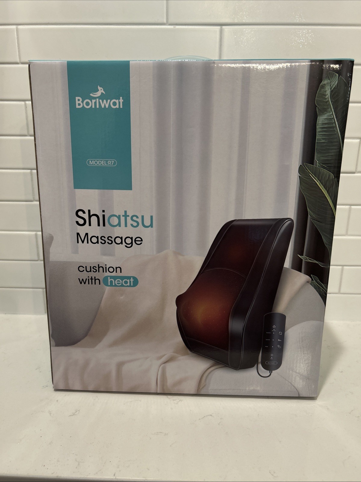 Boriwat R7 Shiatsu Rotating Massager Back and Neck Cushion With Heat – NEW