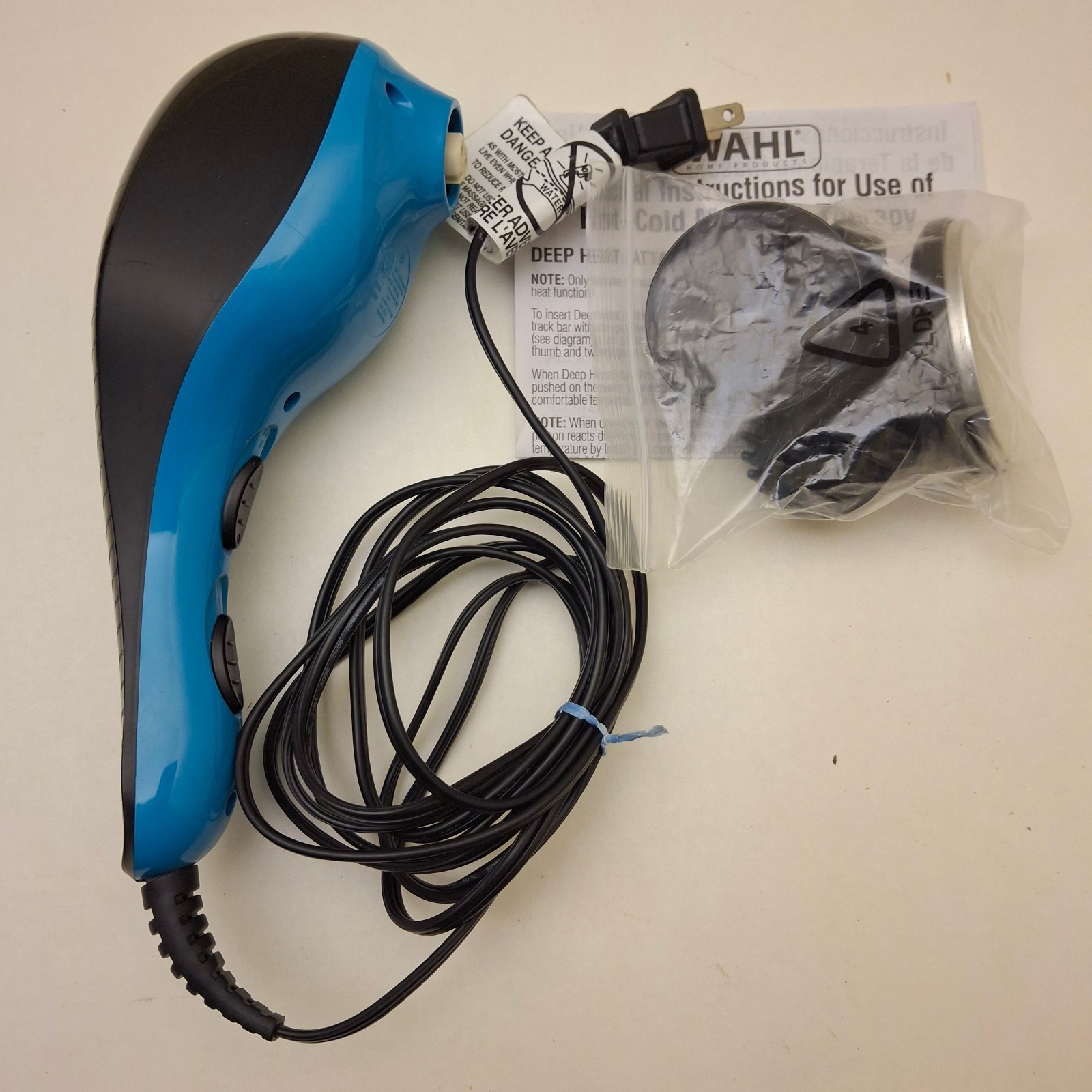 WAHL REFRESH Heat Therapy 2-Speed Massager w/ 4 Attachment Heads