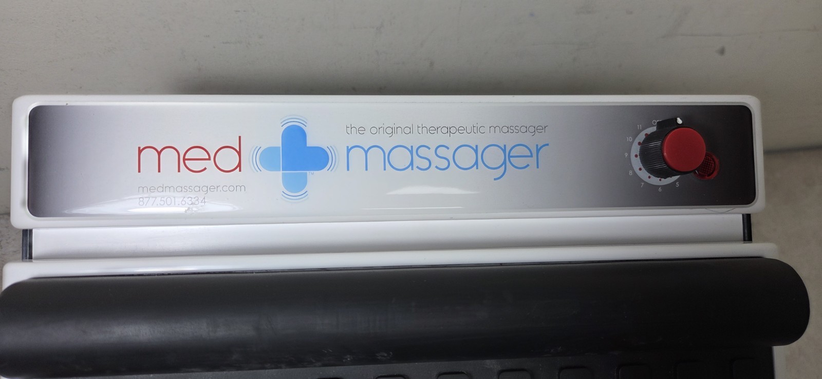 MedMassager MMF06 Foot Massage Machine, 11 speeds, Vibrating, Black/White
