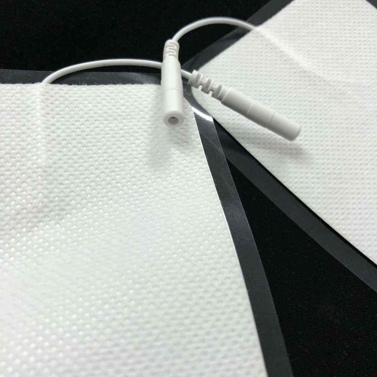 Specification Replacement Pack Large Size 15x10cm Self-Adhesive Electrode Pads