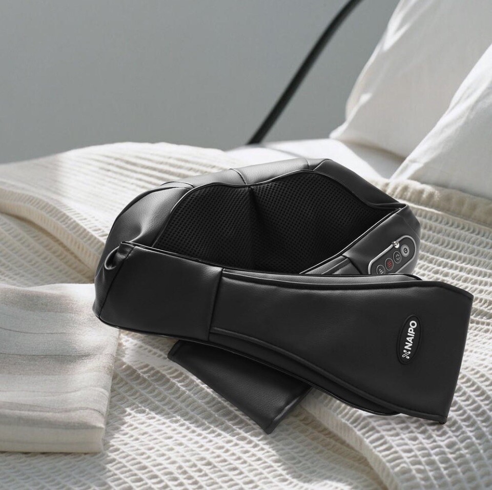 Naipo Shiatsu Back and Neck Massager with Heat New Open Box Size OS