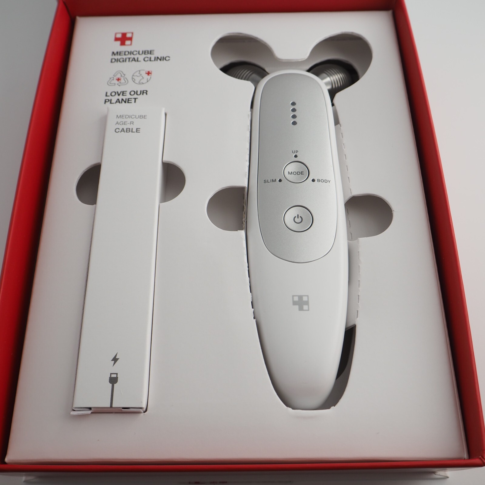 [Near Mint] Medicube Age-R Derma EMS Shot Face Massager Beauty Device