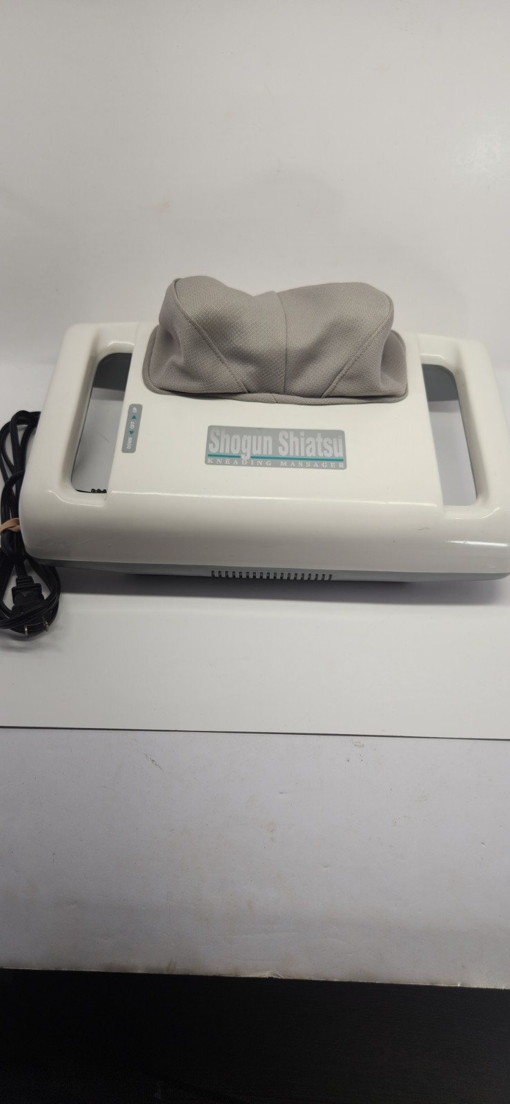 Shogun Shiatsu Kneading Massager Model SM-444 Portable Massager Homedics