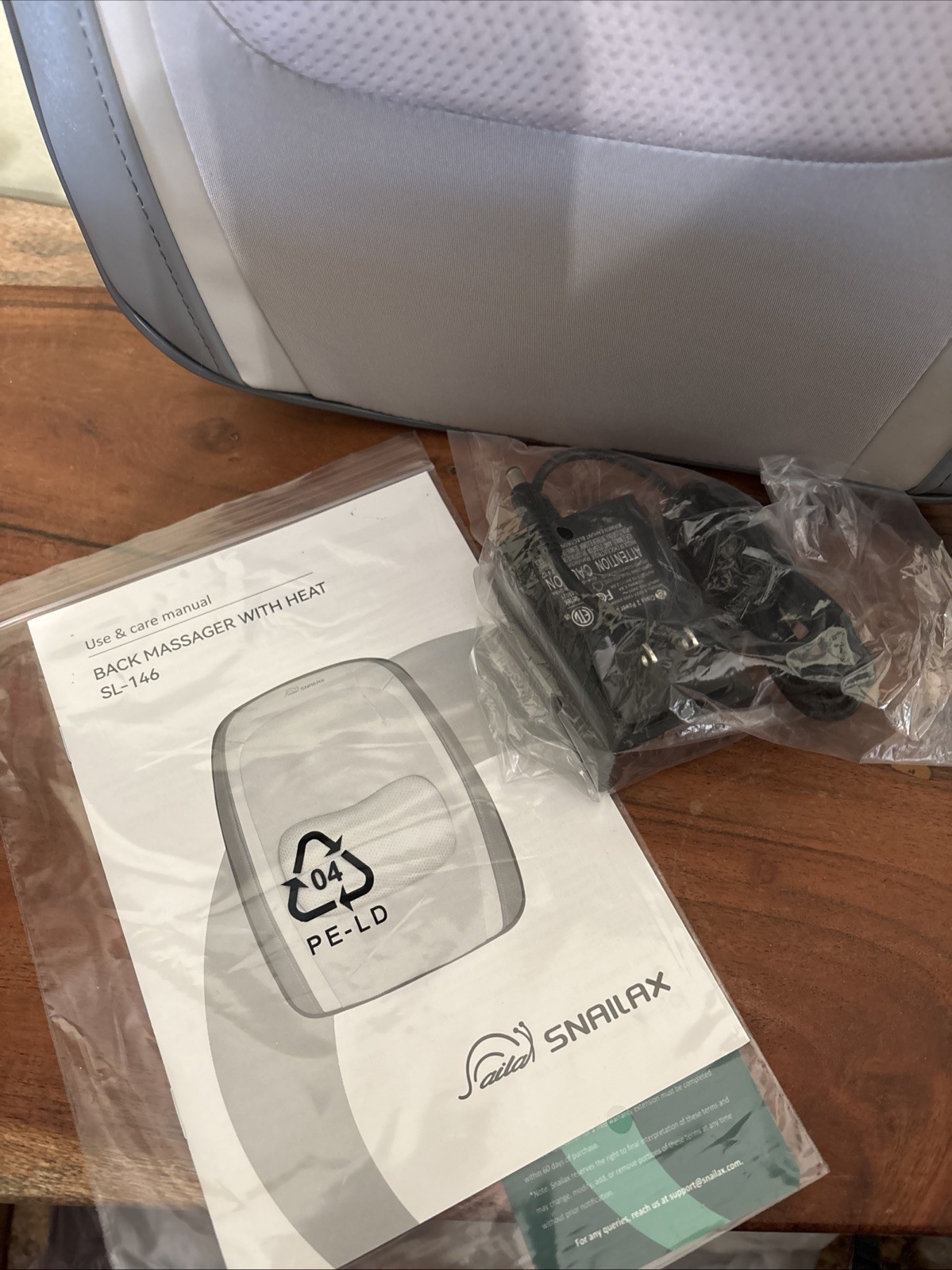 Snailax SL-146 Back Massager with heat Shiatsu New Open Box Timer
