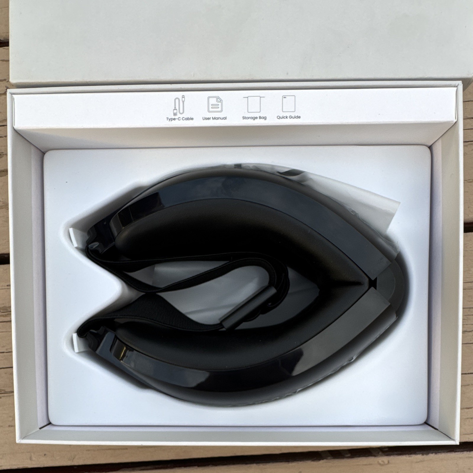 EZOO EZ-EM001 Electric Eye Massager Heated Rechargeable Foldable Black