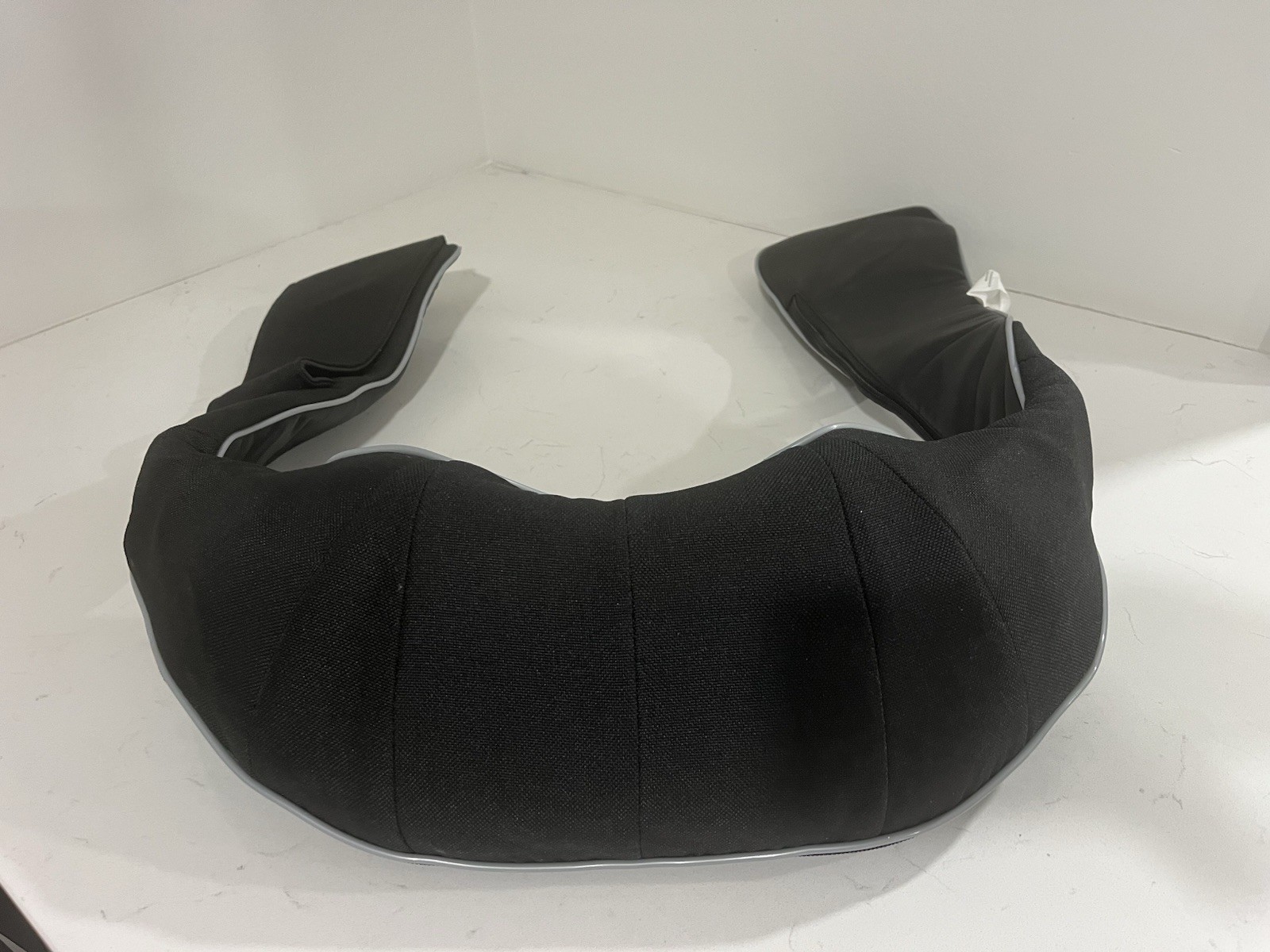 Massager with Heat 16 Heads for Neck Back Shoulder BLT-05