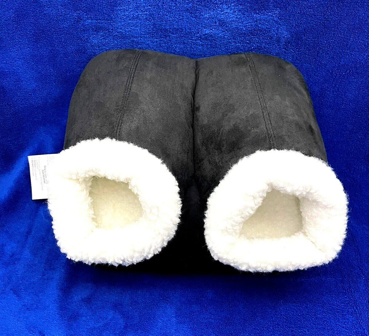 Warmer/Massager Black and White One Size Open Box Soothing Foot