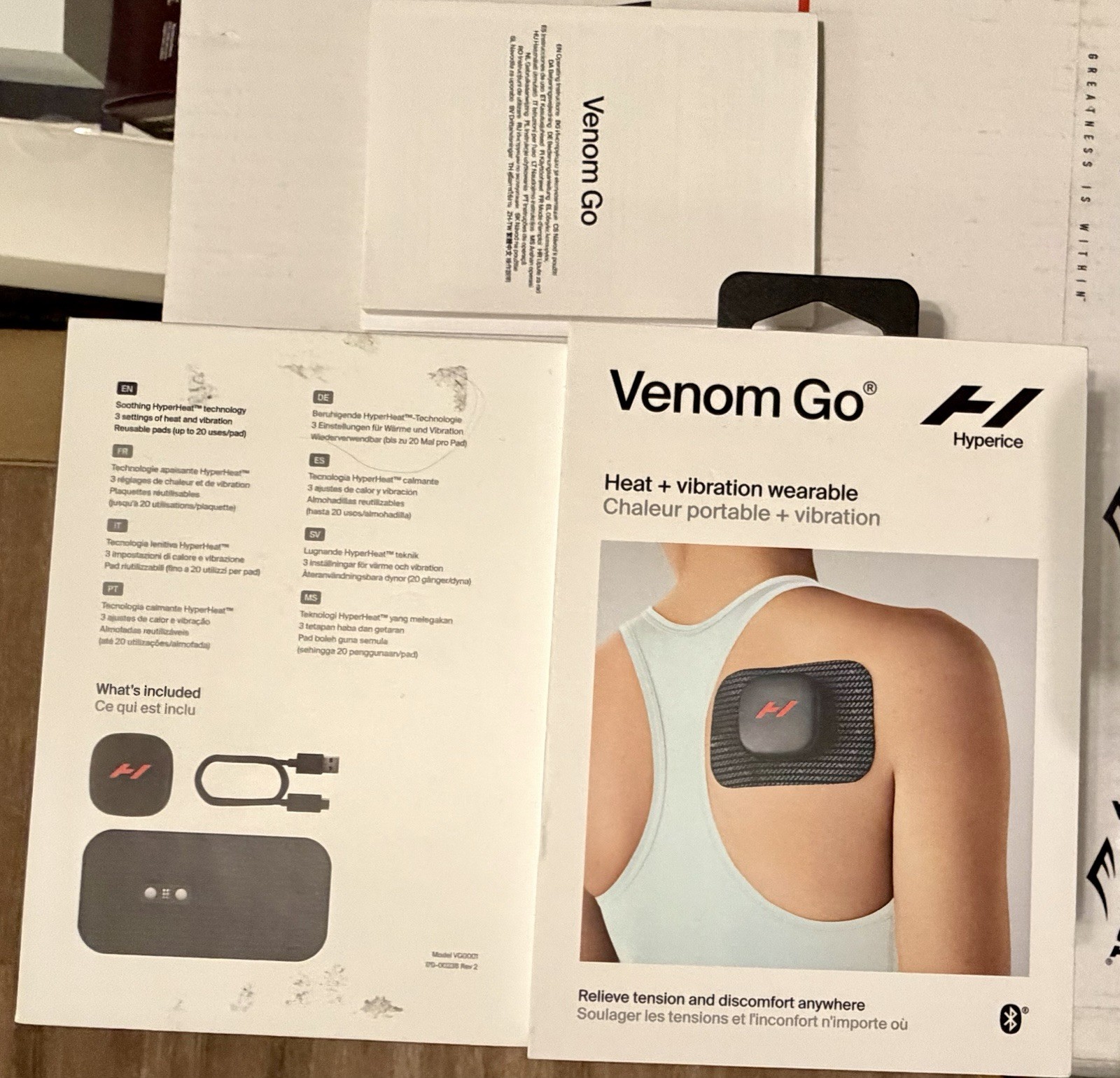 Hyperice Venom Go Heat + Vibration Wearable Massager Black w/ Case + Refill Pads