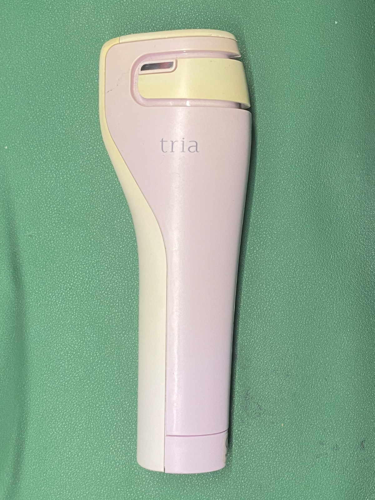 Used TRIA Beauty Age Defying Laser Anti-Aging Skin Rejuvenating Beauty 4 Face