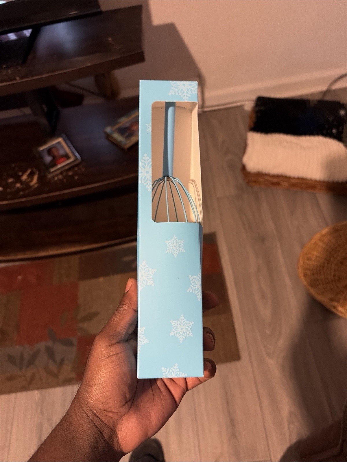 Blue Snowflake Manual Head & Scalp Massager Handheld Lightweight