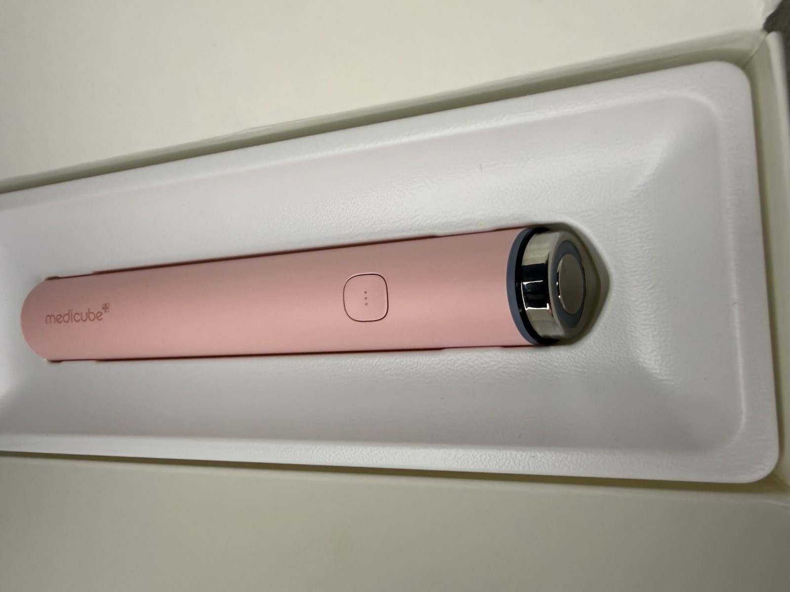 medicube Booster Pro MINI Pink