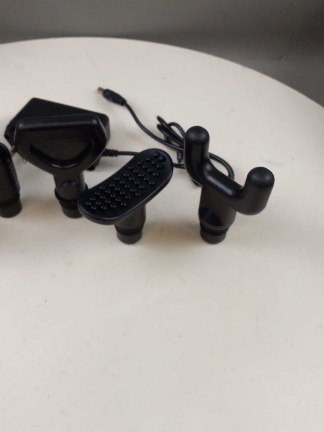 Aerlang Black Cordless Rechargeable Massage Gun with Attachments and Case