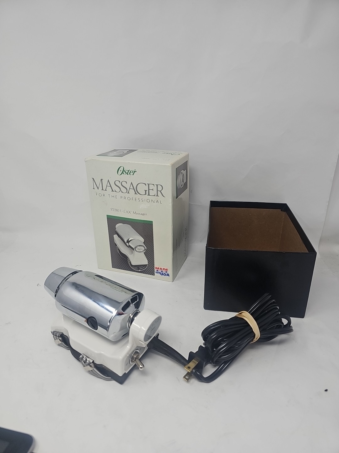 Oster Stim-U-Lax Therapeutic Massager 14-11 Chrome, Box, Works Great