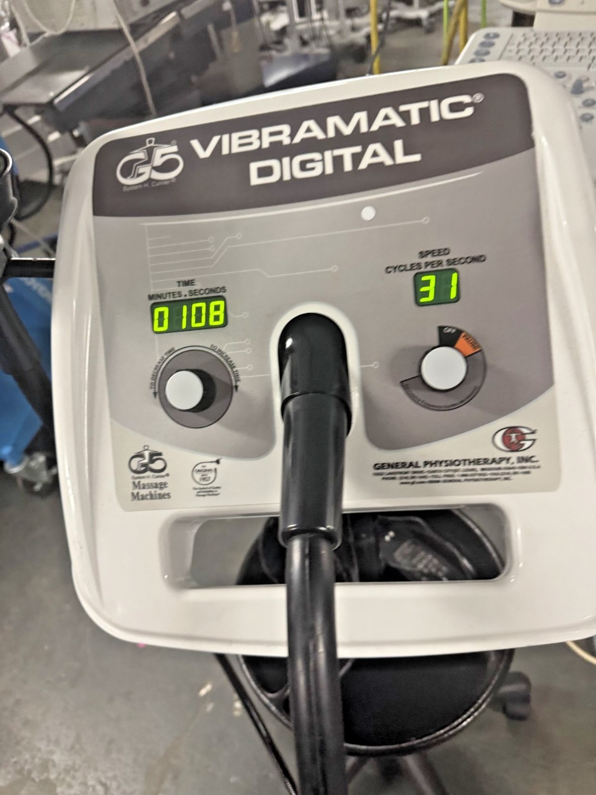 G5 Vibramatic Therapy Massager With Cart And All Massage Wands