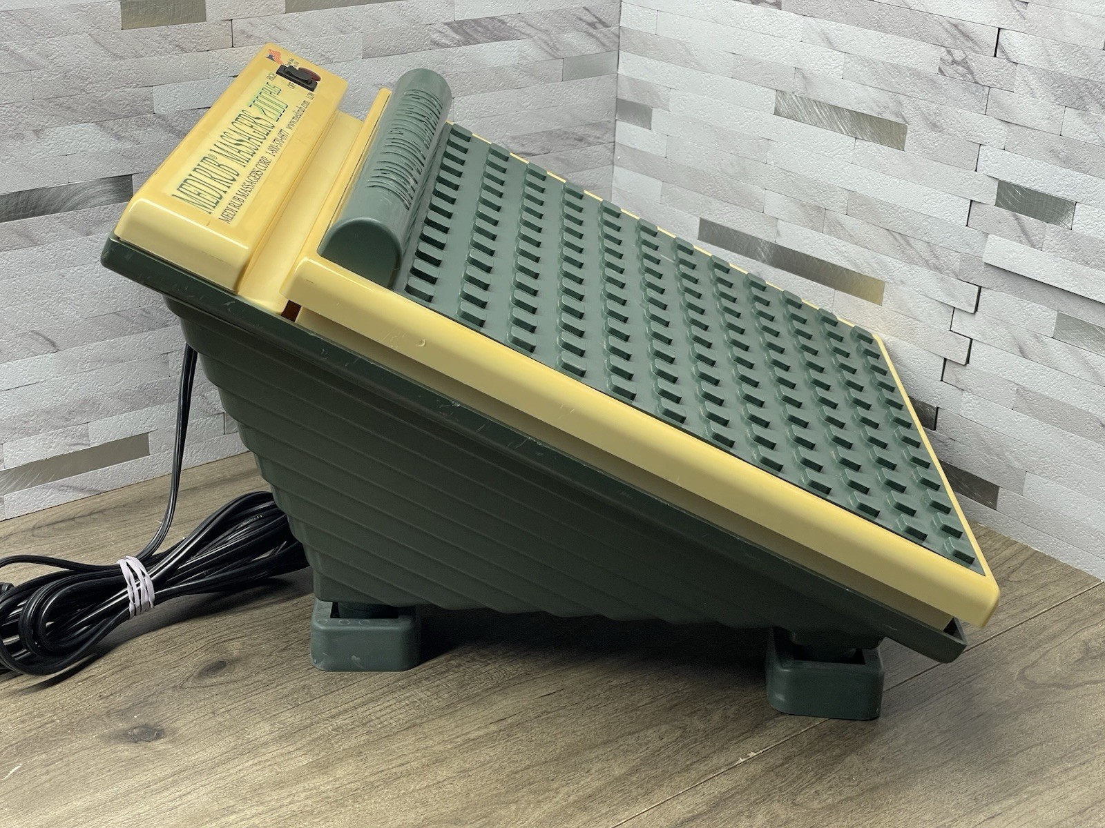 Medi-Rub Massager 2000 Plus MR-3F 2 Speed Vibrating Foot Massager Tested Works