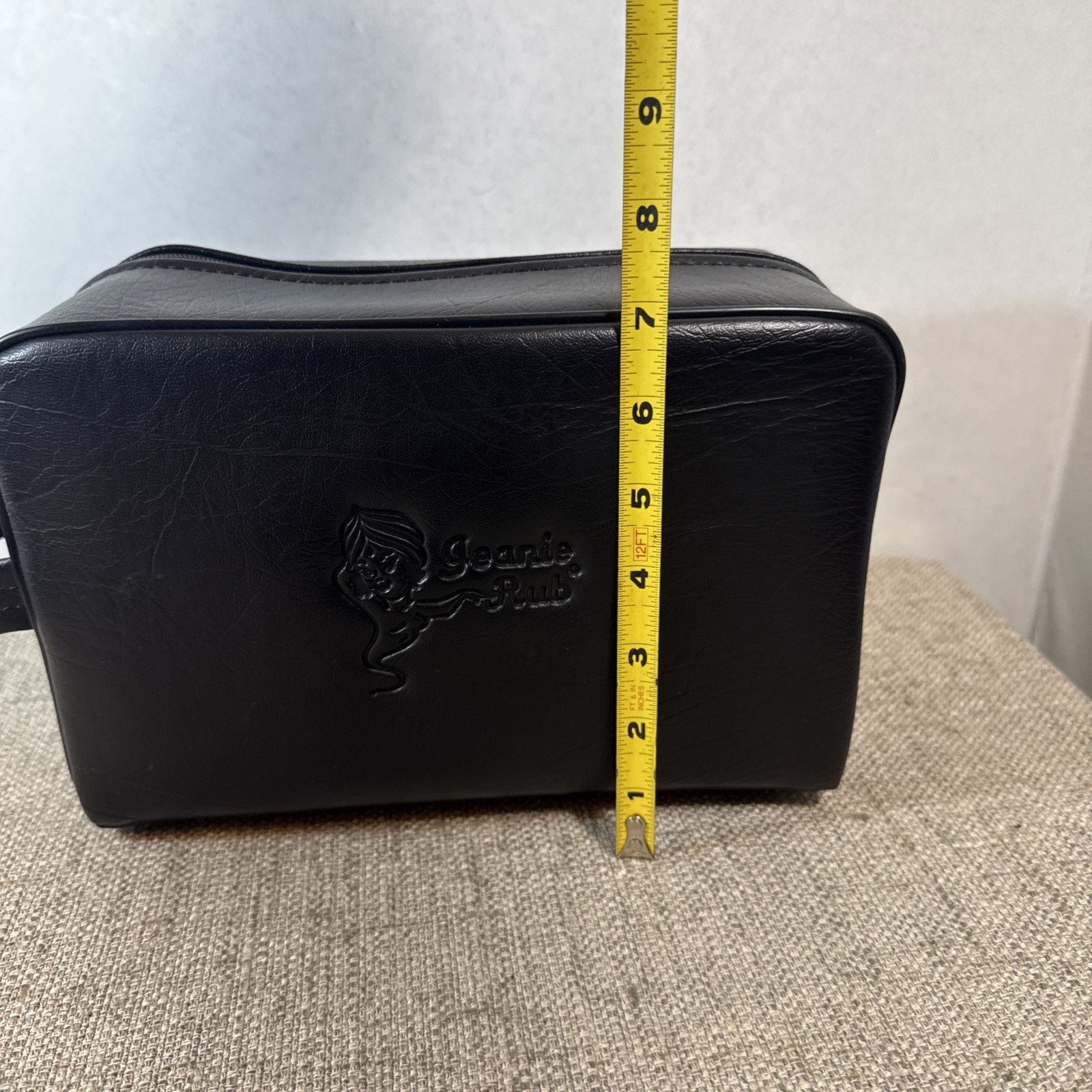 Morfam Geanie Rub M69-315A Deep Tissue Massager 120V With Cover and carry case