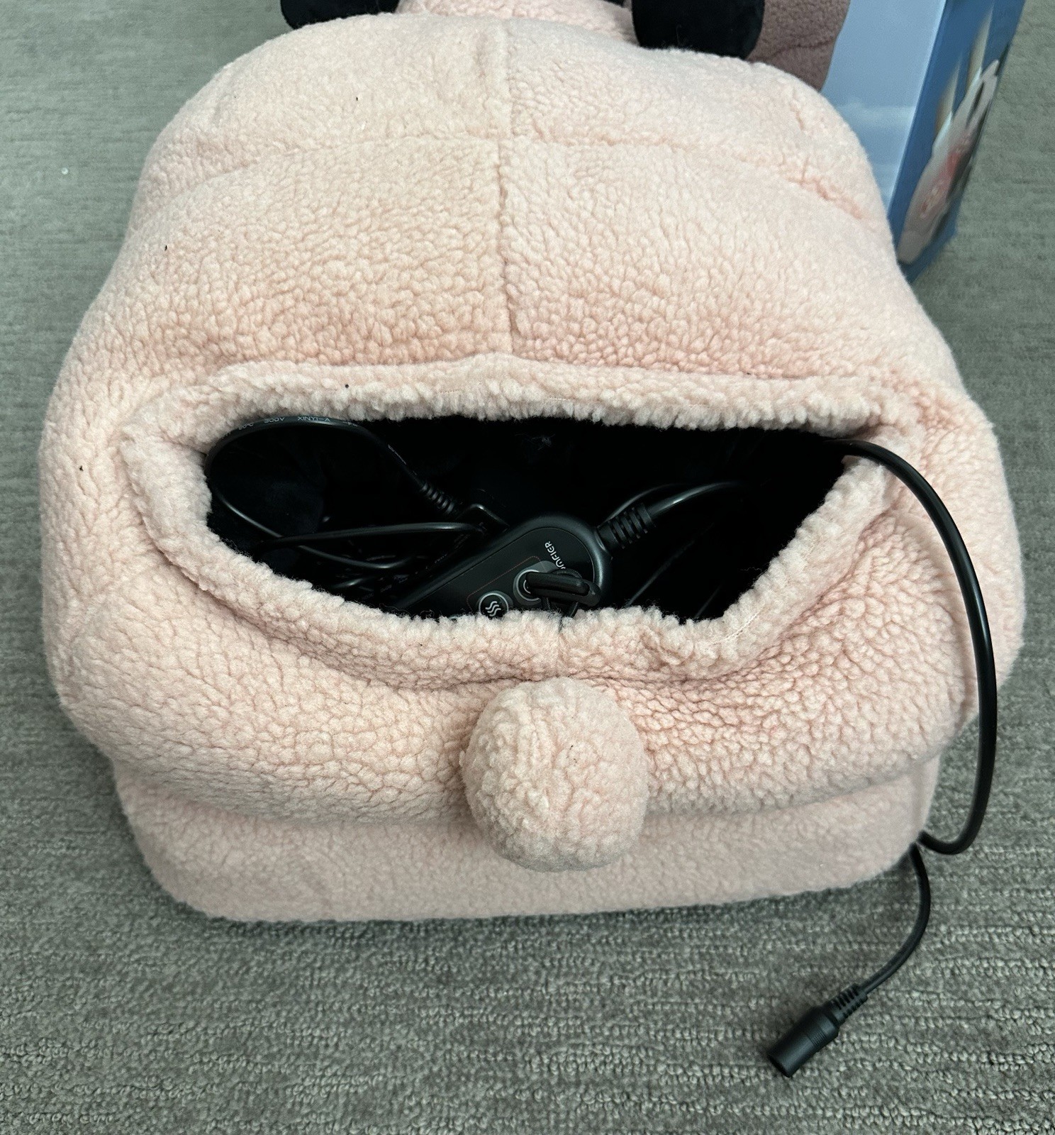 Comfier Shiatsu Foot Massager CF-5403S Heat Timer Plush Pink Working