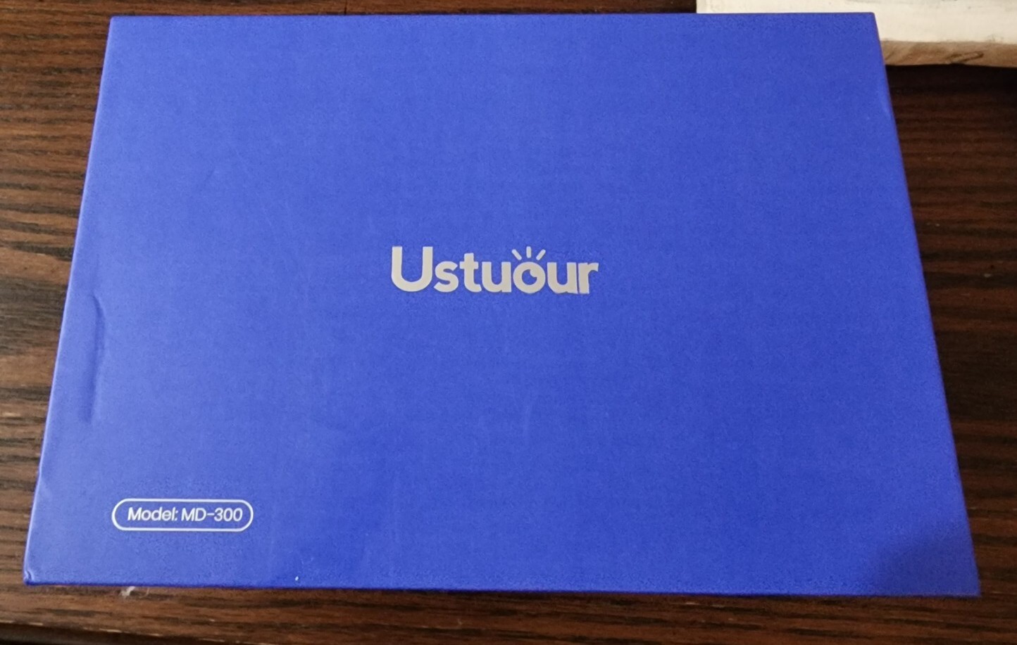 ustuour eye massager model md-300 (New IN BOX)
