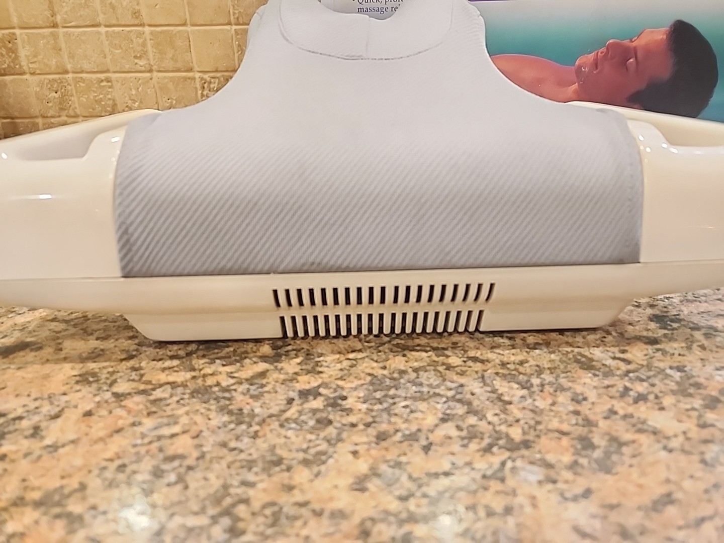 WOW!Portable Massage: THE MASSEUR – DEEP PENETRATING SHIATSU MASSAGER Full Body