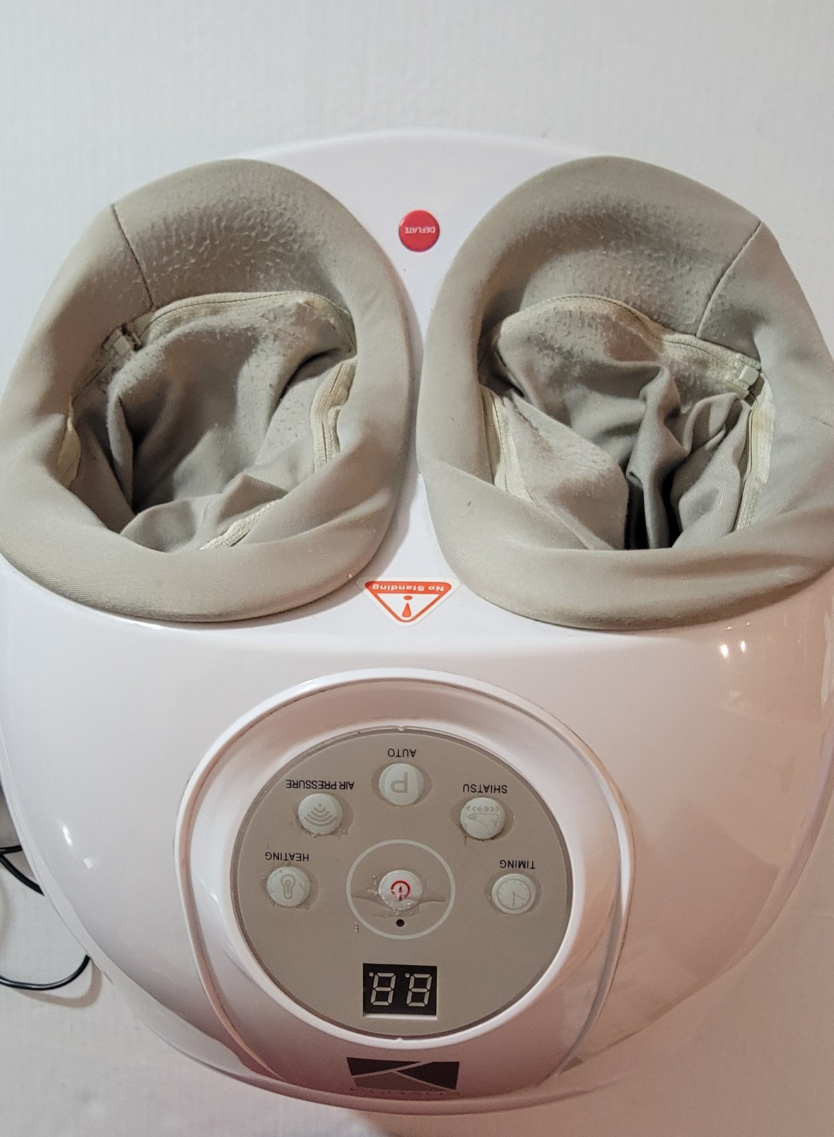 KüHAUS Shiatsu Foot Massager Air Compression Heat White/Beige 70070001