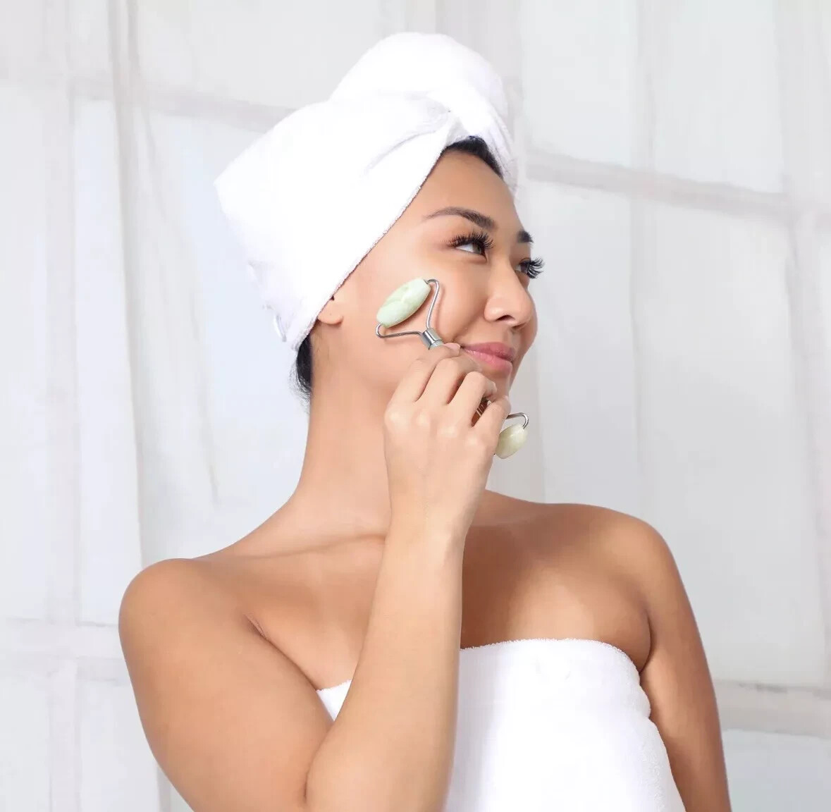 LOT: Daily Concepts Jade Facial Roller, Brush, SPA Headband, Afterspa Exfoliator