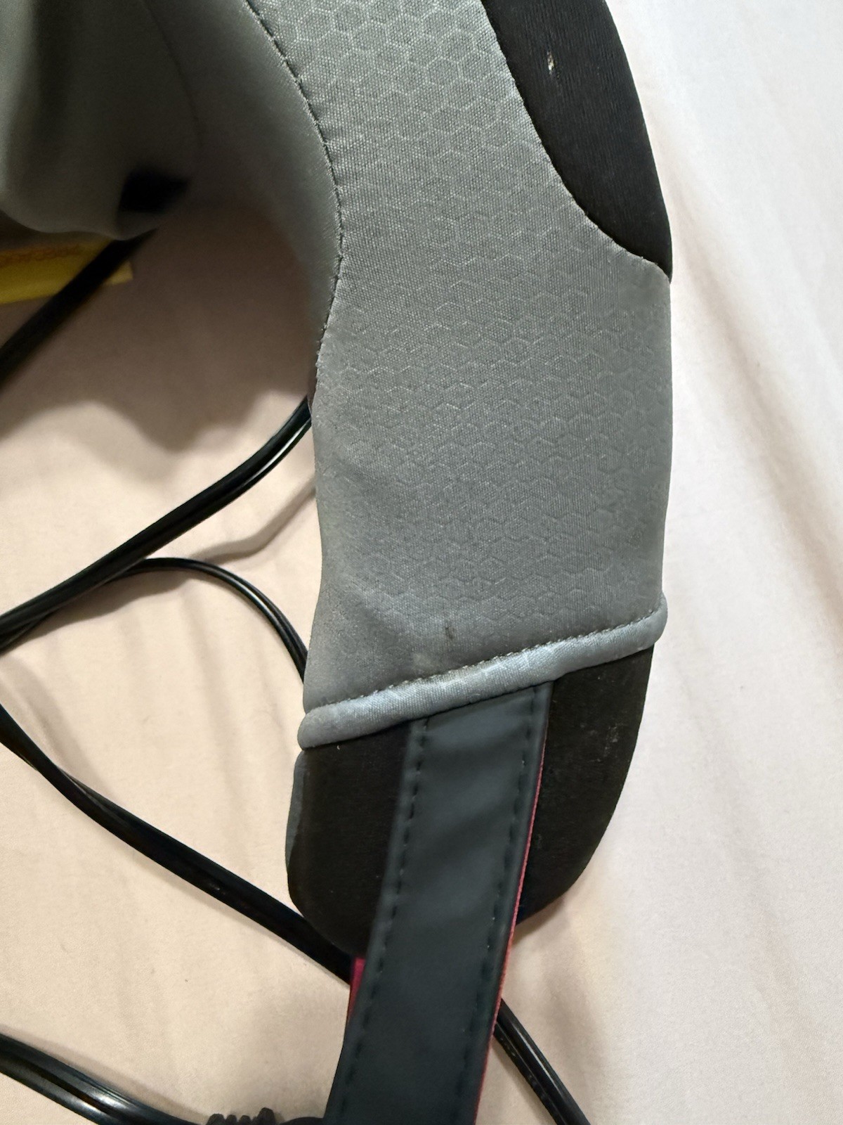 Homedics Vibration Neck Massager Soothing Heat NMSQ-216HJ-2 Relaxation