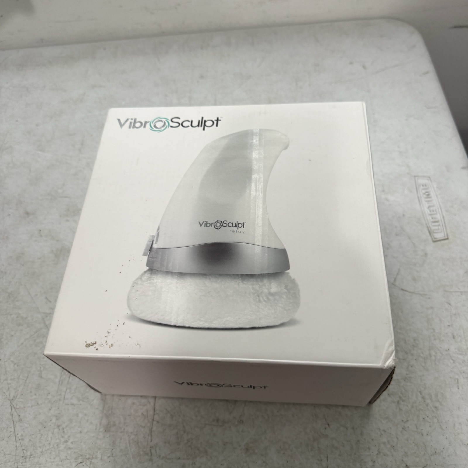 VibroSculpt Electric Deep Tissue Massager Cellulite Remover w/Beauty Pads