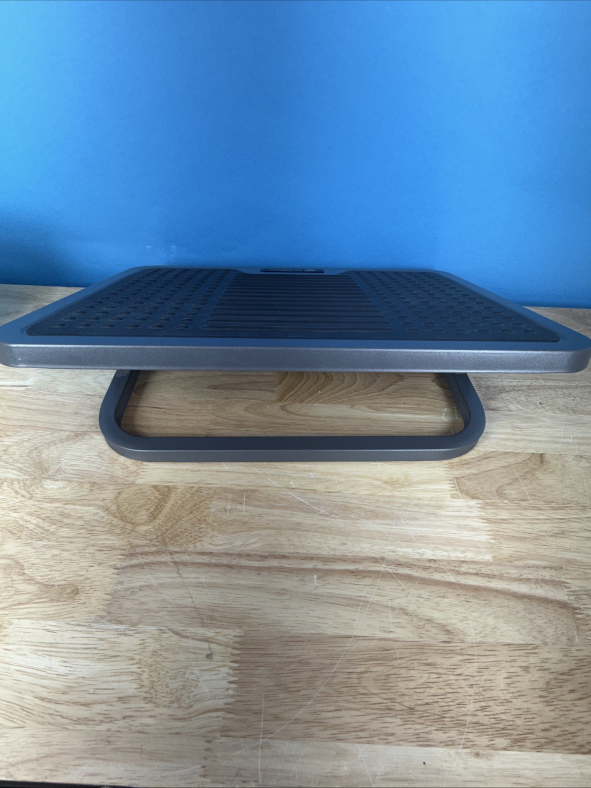 Eureka Ergonomic Foot Rest Under Desk Adjustable Tilt Massage Surface Metal