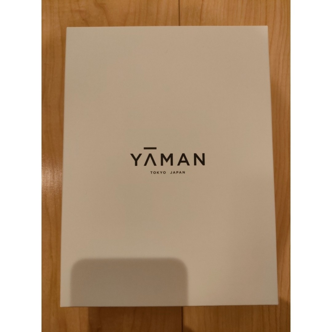 Ya-Man Liftology YJFD1N Gold Lift Care LED Skincare Waterprooof with USB Cable
