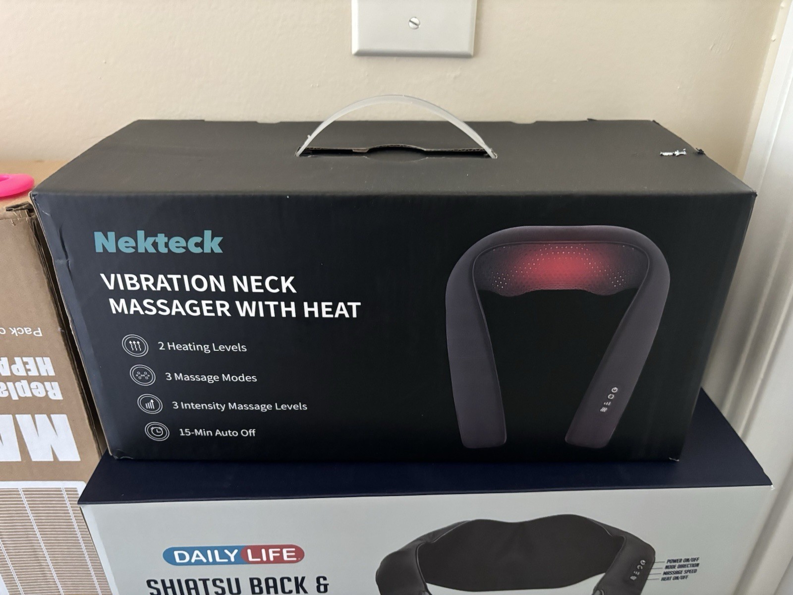 Nekteck Shiatsu Deep Kneading Massage Pillow