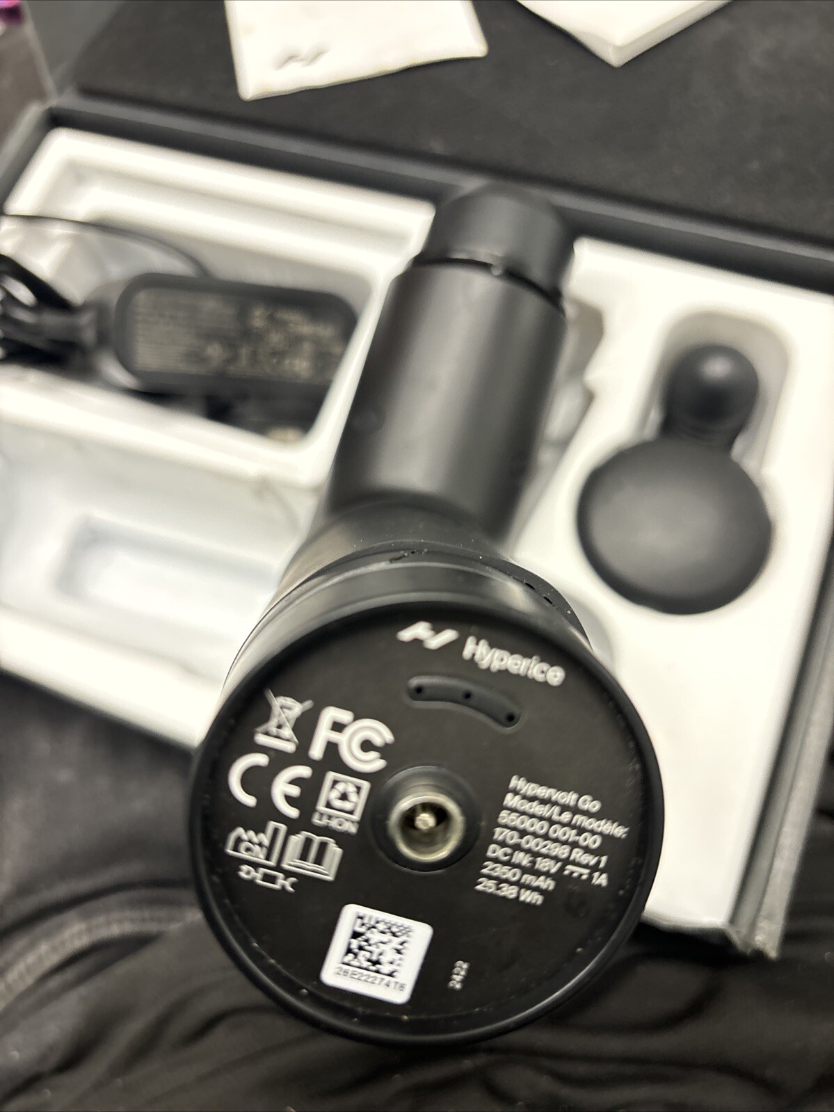 Hyperice Hypervolt GO Percussion Massager 55000 001-00 Black With Charger EUC