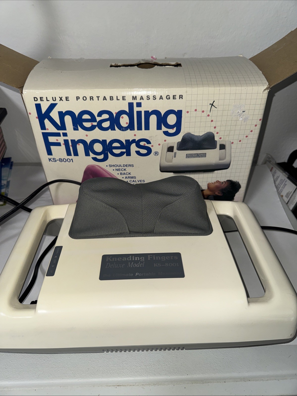 Kneading Fingers Deluxe Model KS-8001 Therapeutic Ultimate Portable Massager