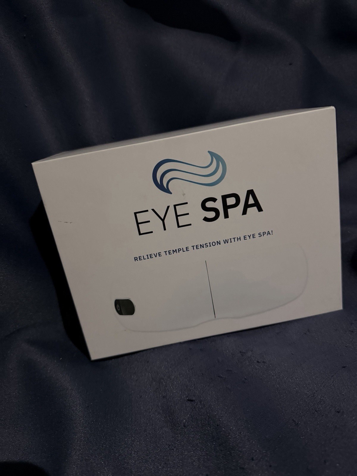 Eye Spa Heated Eye & Temple Massager Vibration Compression White Open Box