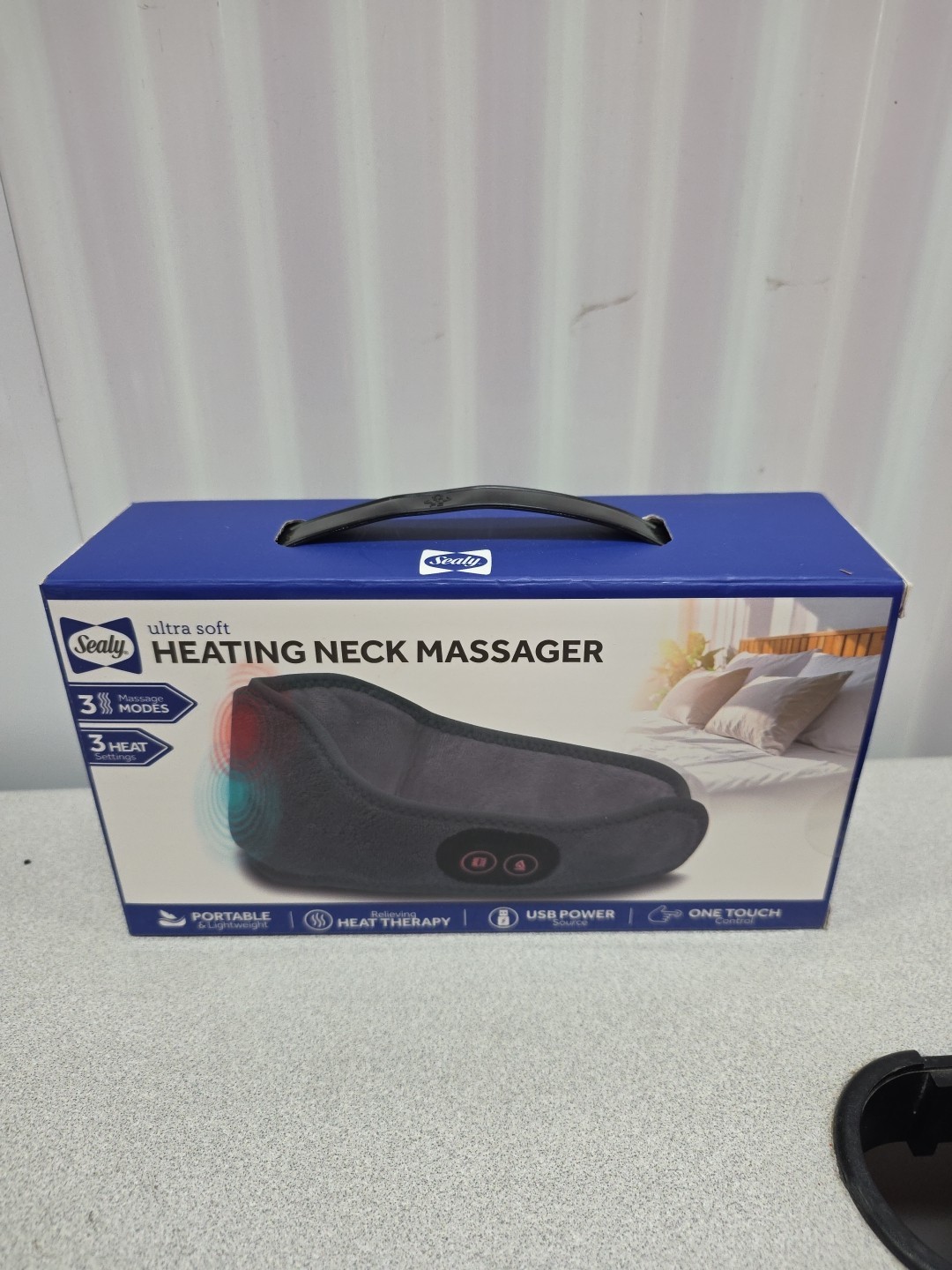 Heating Neck Massager By Sealy, New In Box Portable With 3 Settings
