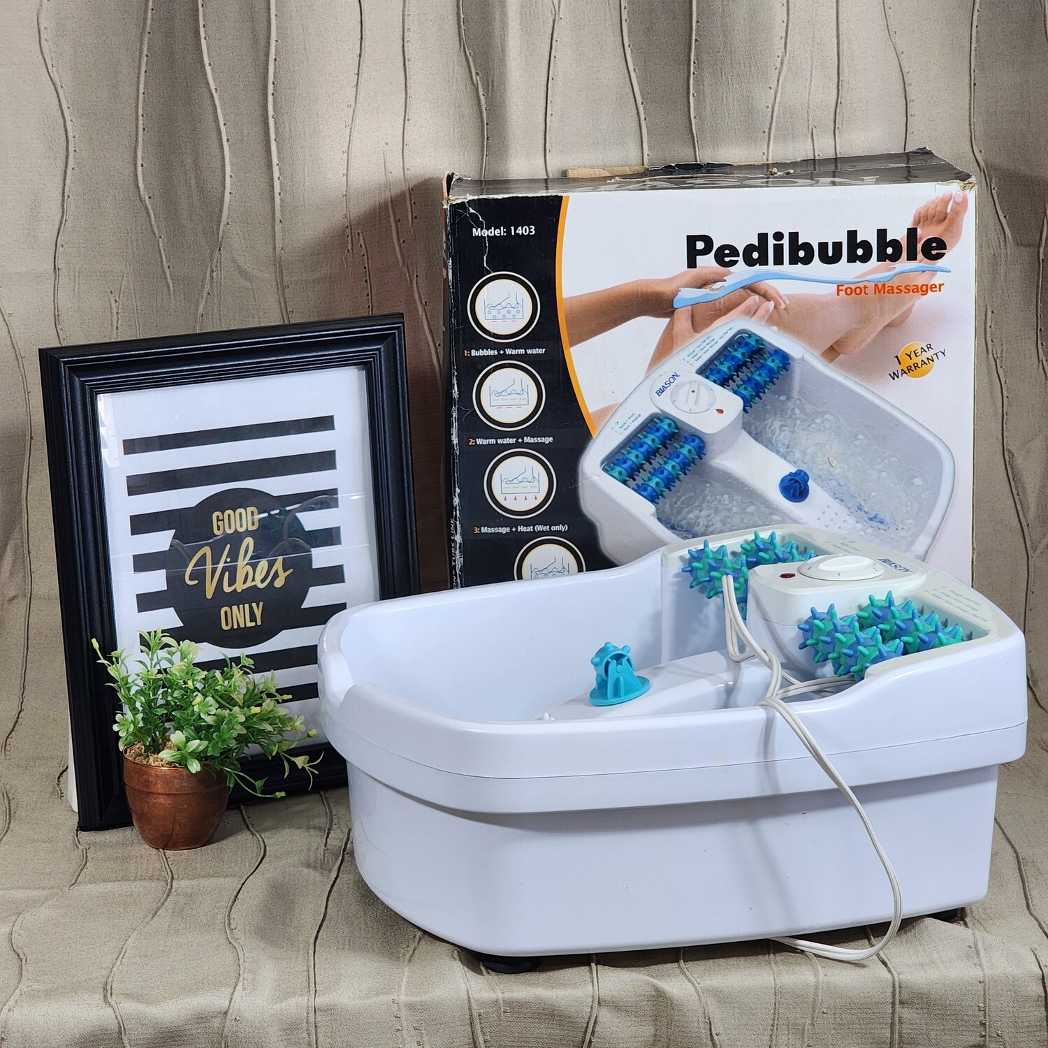 Blason Pedibubble Foot Massager Pedicure Machine Spa 5 Functions New