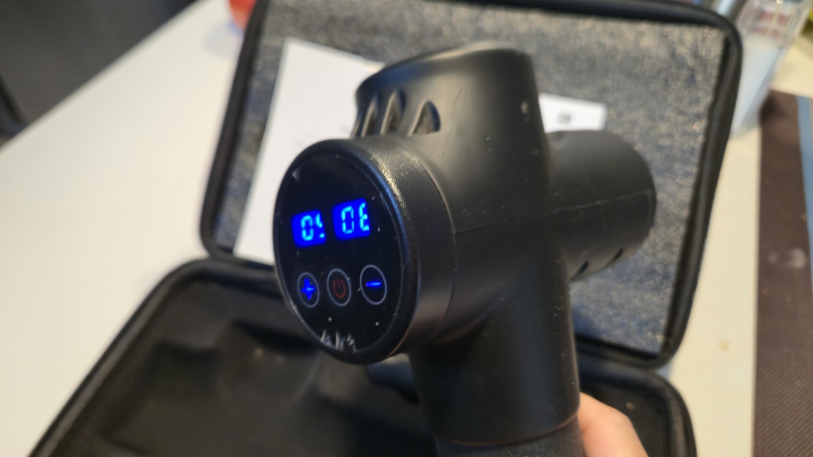 ABOX Massage Gun MG-009 W/Attachments And Case
