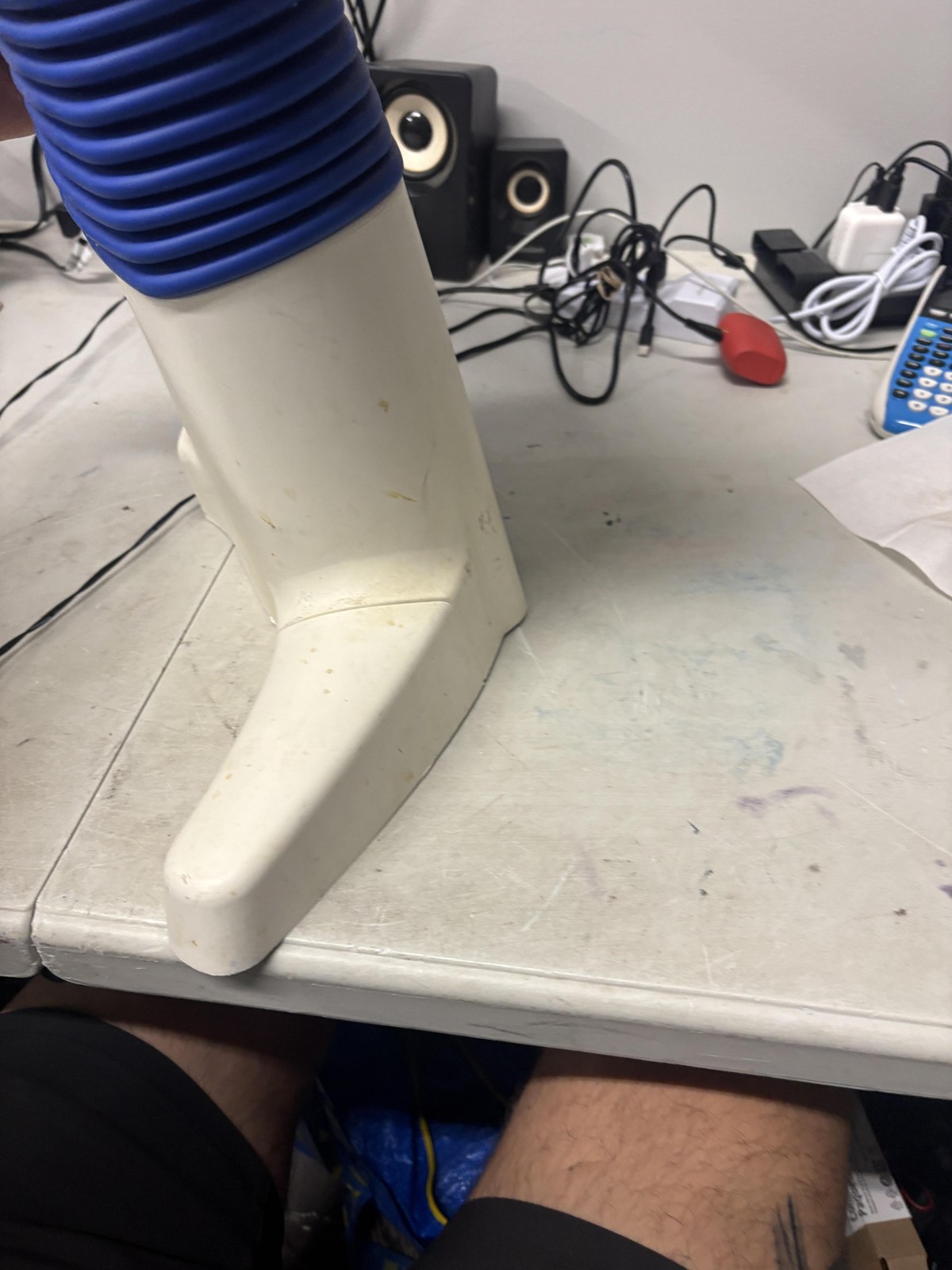Back2Life Chi Machine Continuous Motion Back Massager MISSING ONE LEG