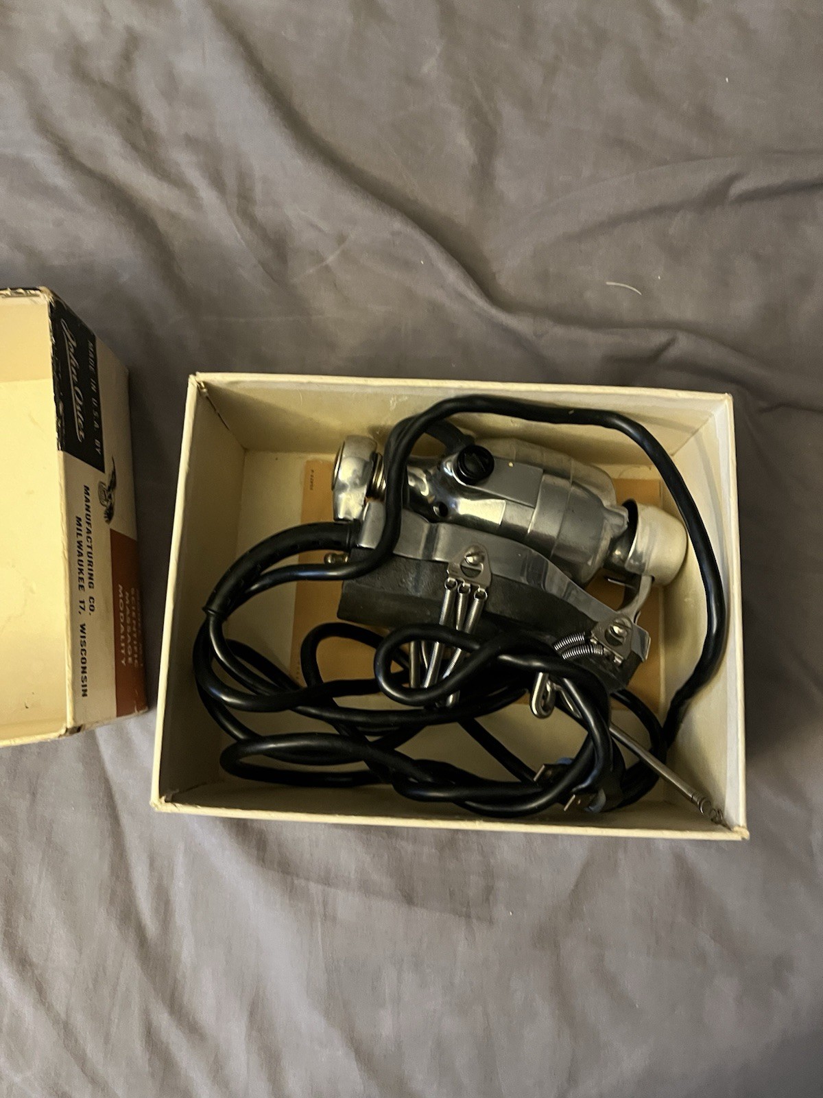 Oster Heavy Duty Handheld Massage Instrument, Rotating Swedish, Corded 110V